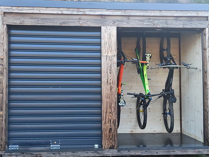 Création de box en bois pour vélos en Haute-savoie